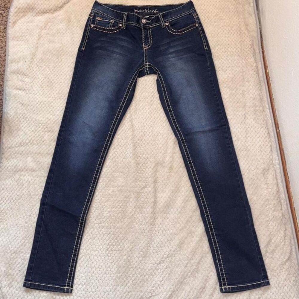 Maurices Women's Navy and Blue Jeans